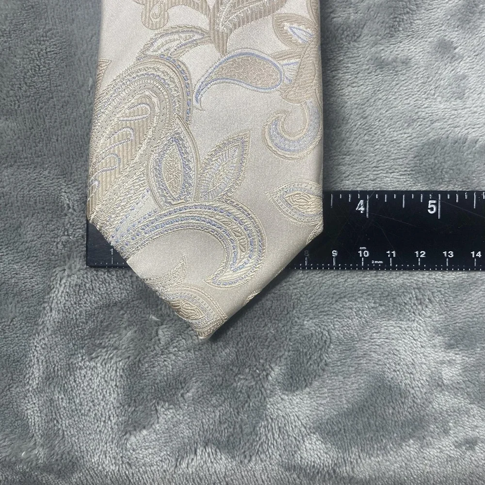 Sean John Tie Mens One Size Beige Paisley‎ 100% Silk Classic Woven Necktie